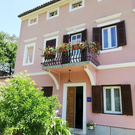 Apartman Lusetic *