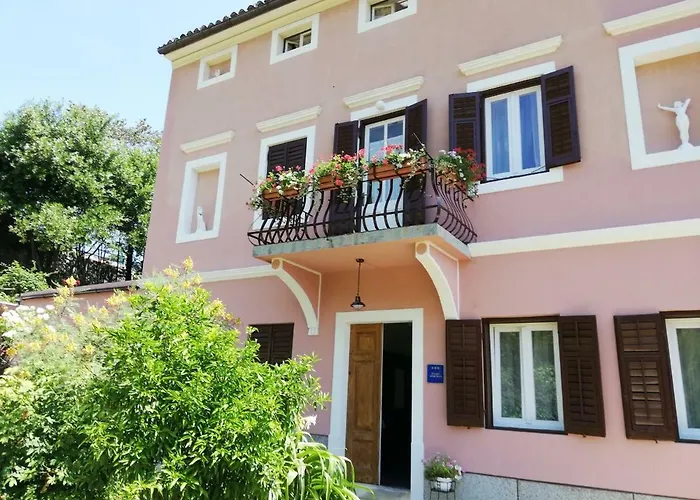Apartman Lusetic *